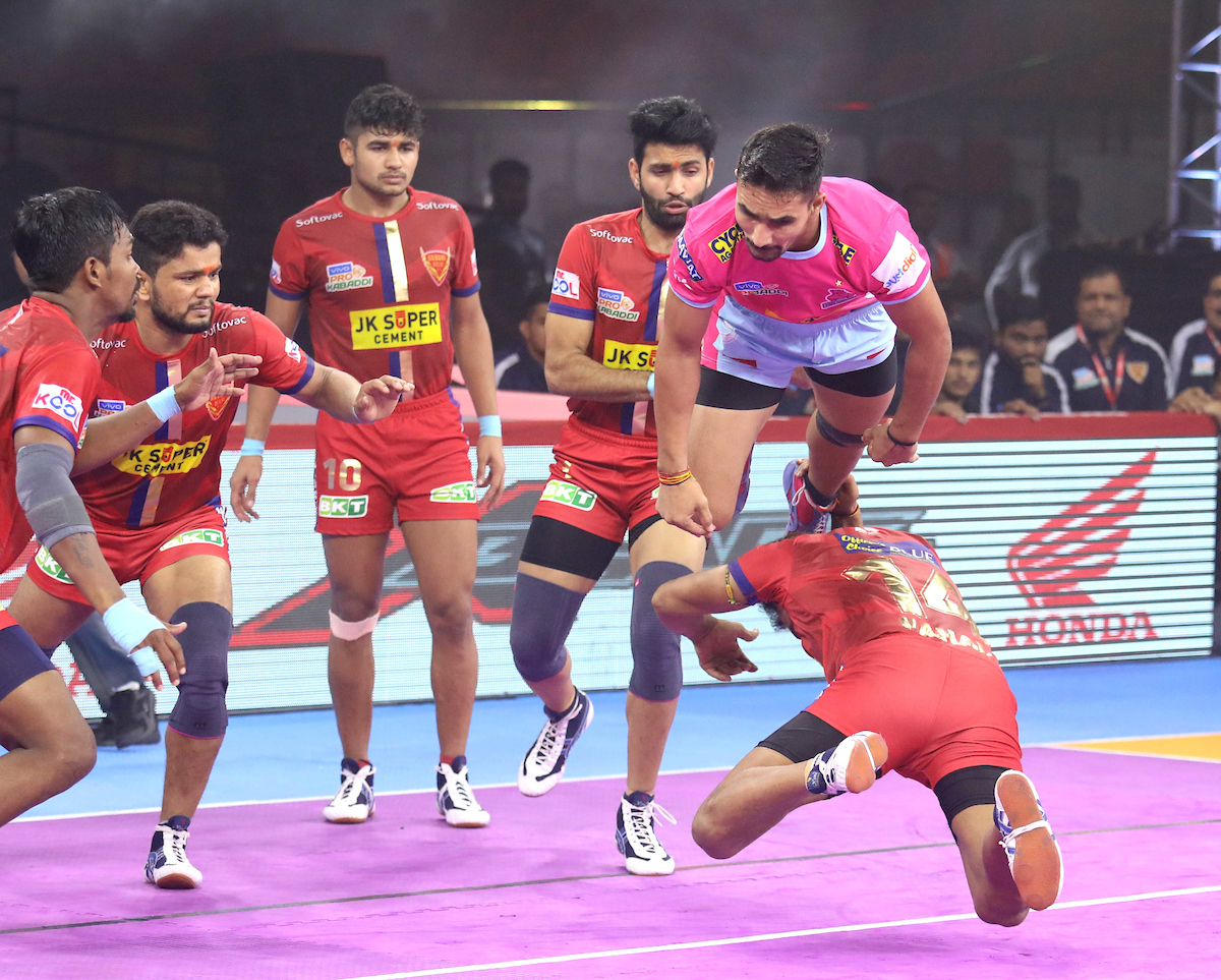 Dabang Delhi Vs. Jaipur Pink Panthers