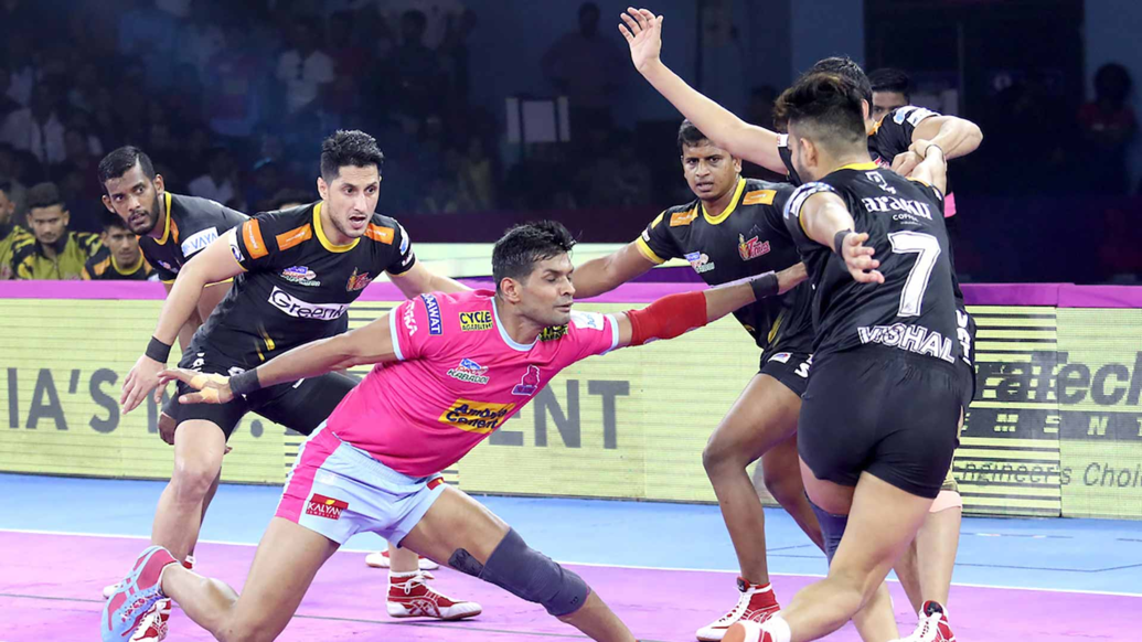 Deepak Hooda tries to keep Jaipur in the hunt