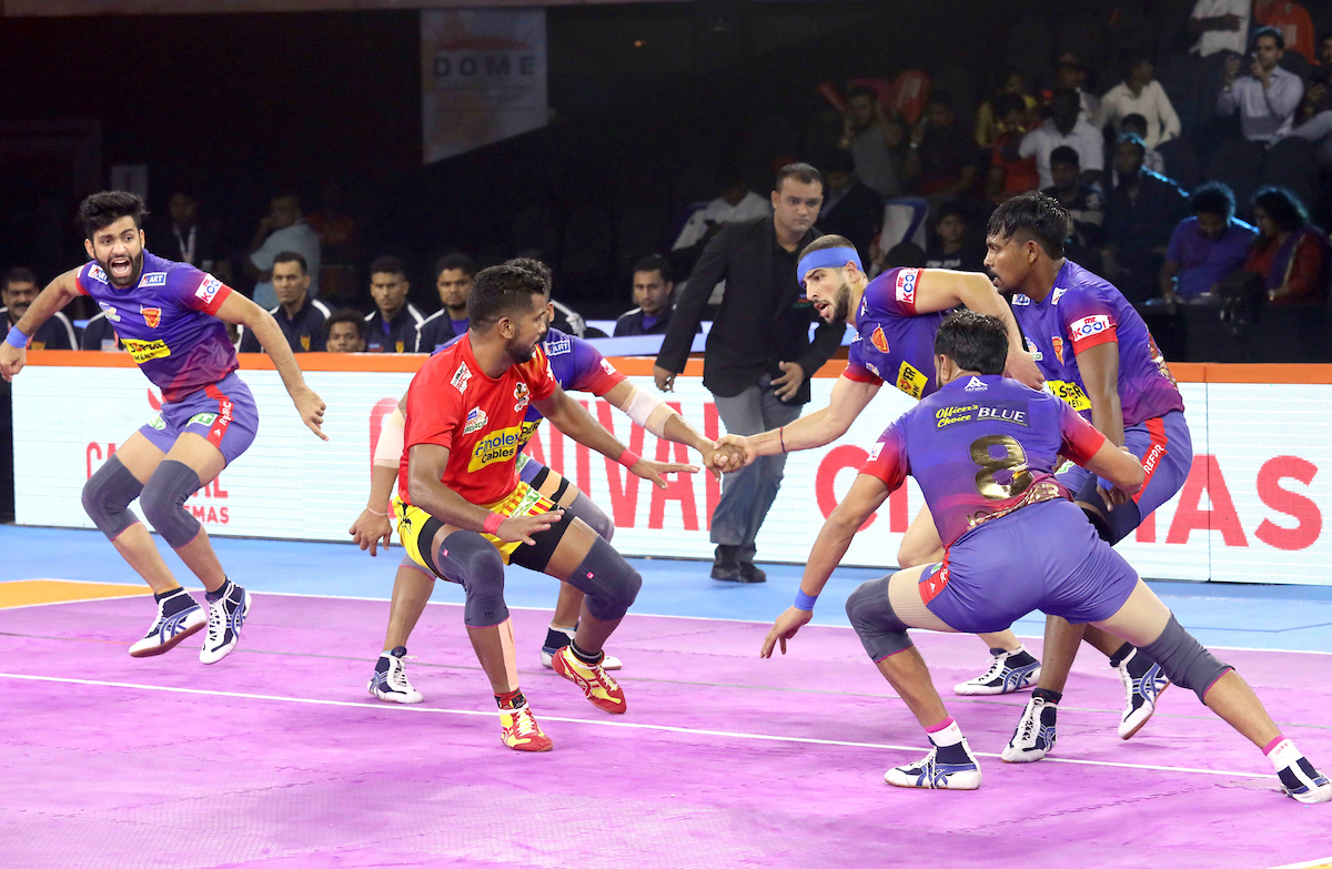 Giants against Dabang