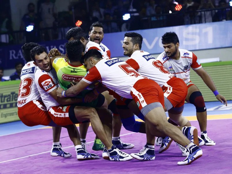 Haryana Steelers team in action