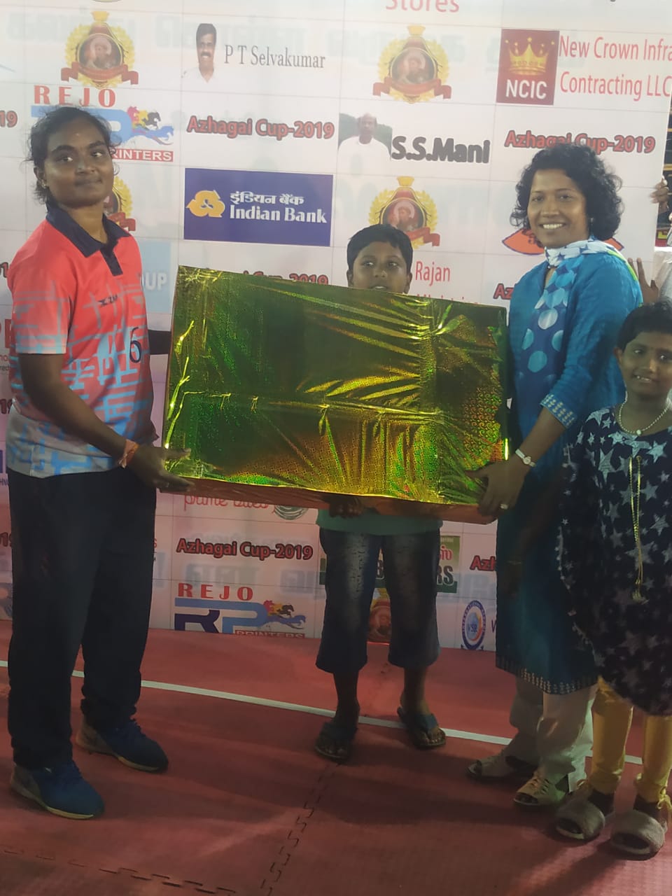 R. Sathya Priya - Player of the tournament (WOmen's)