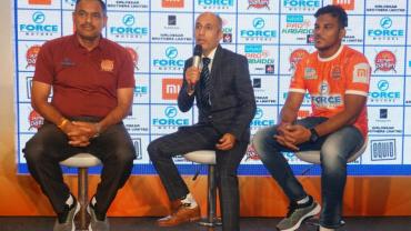 From L to R: Head coach Ashan Kumar, CEO Kailash Kandpal and Captain Girish Ernak