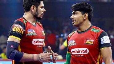 Pawan Seharawat and Rohit Kumar in action for the Bulls