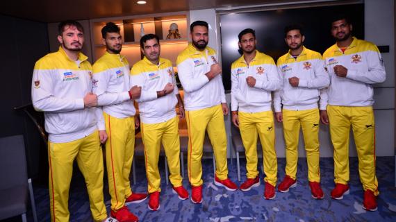 Gujarat fortunegiants players 