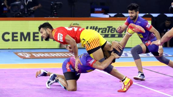 sachin tanwar against dabang delhi