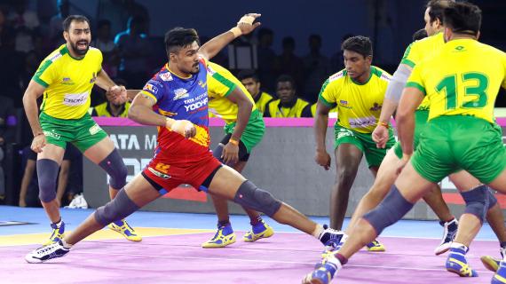 Shrikant Jadhav against Tamil Thalaivas