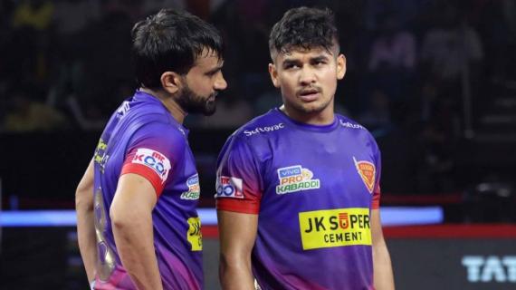 Neveen Kumar and Joginder Narwal in action for Dabang Delhi KC